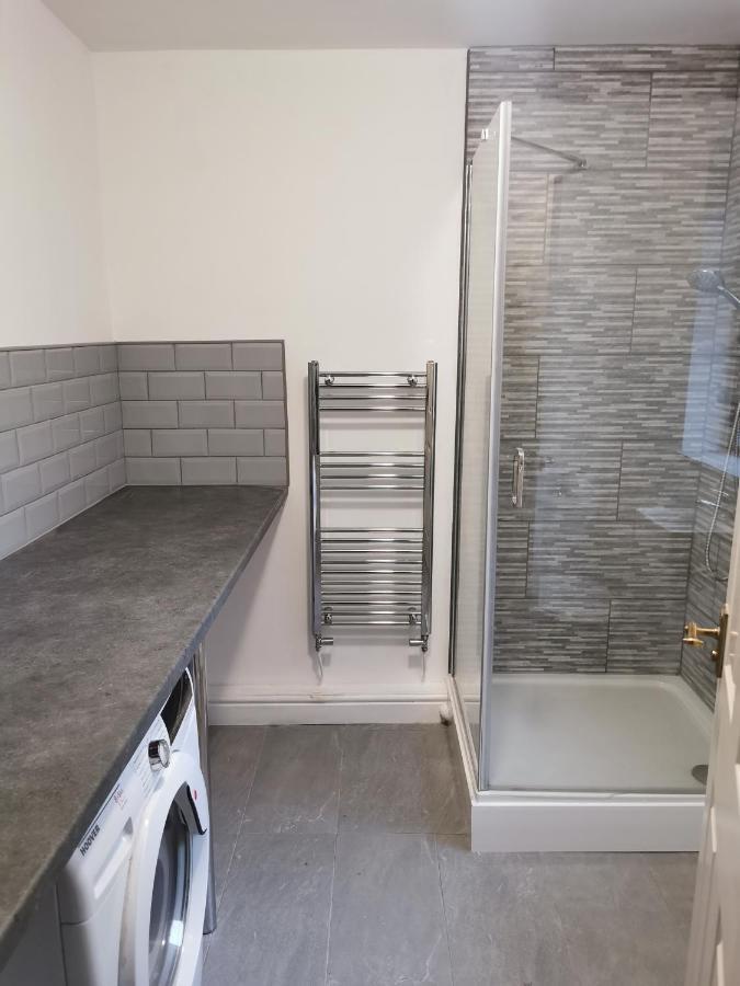 Parkside House 3 Bedroom 2 Bathroom. Parking. Barrow-in-Furness Exteriör bild